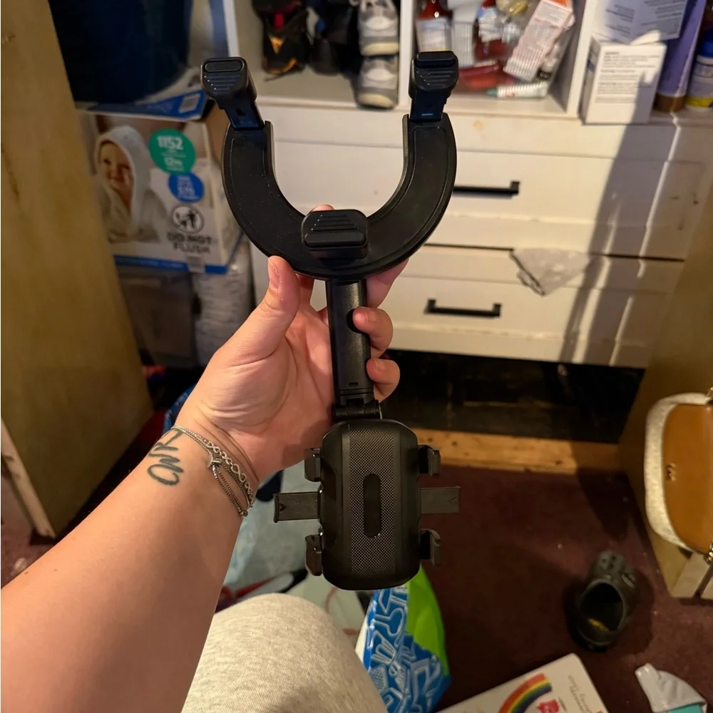 Universal Black Car Phone Mount